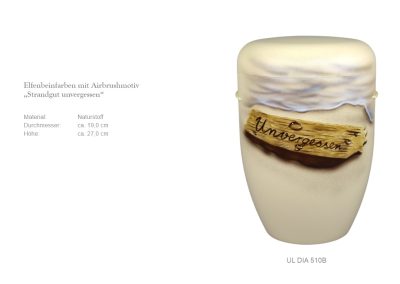 Elfenbeinfarbene Urne mit Treibholz-Motiv und der Aufschrift &bdquo;Unvergessen&ldquo; &ndash; ideal f&uuml;r eine geschmackvolle Bestattung. Produktdetails auf Deutsch verf&uuml;gbar.
